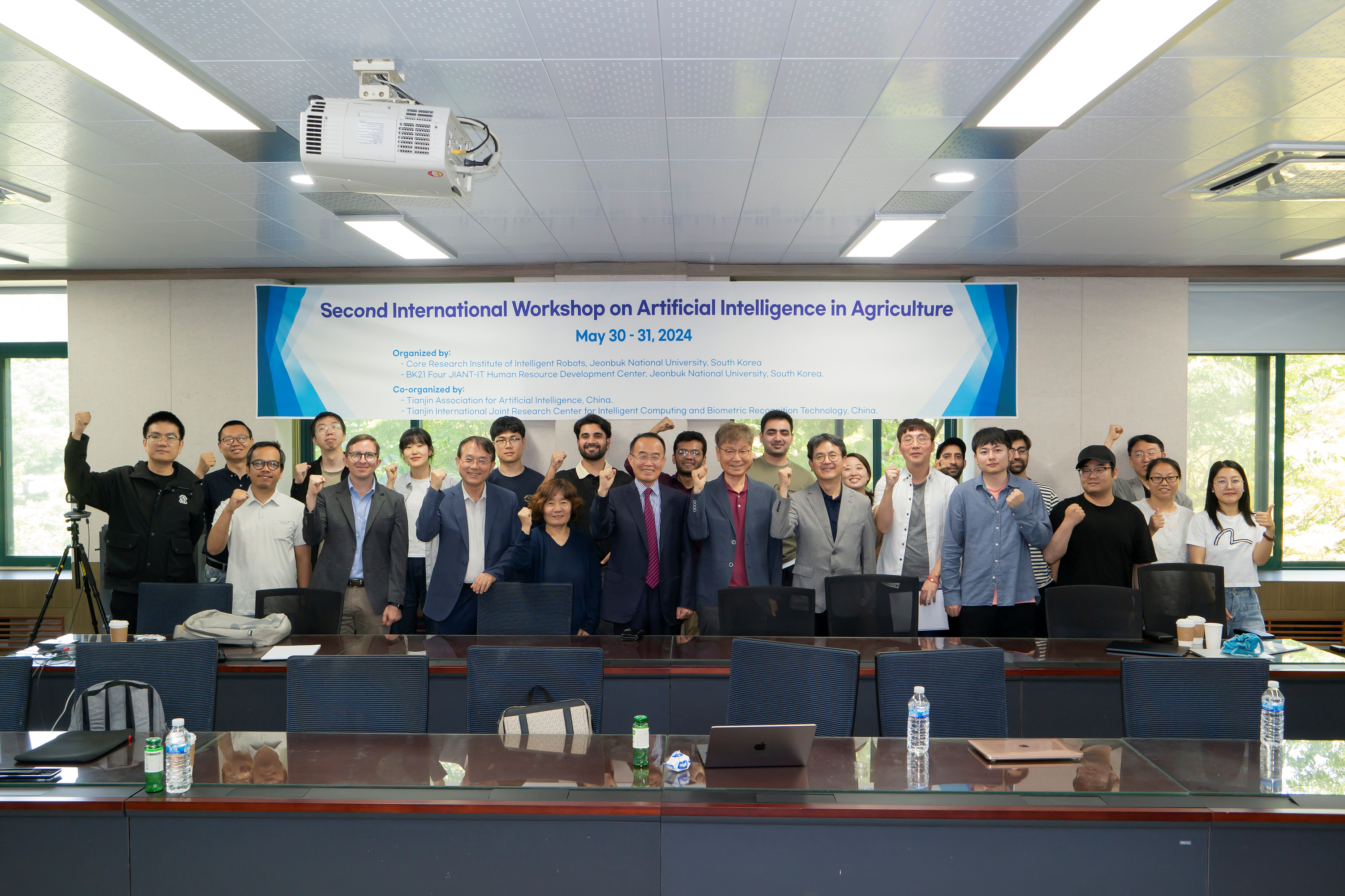 [지능형로봇연구소] International Workshop 대표이미지